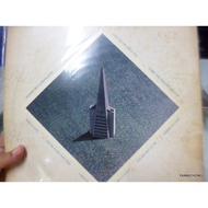 THE DOOBIE BROTHERS ALBUM LIVING ON THE FAULT LINE VINYL LP.