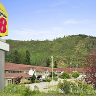 โรงแรม Super 8 by Wyndham West Kelowna BC - เวสต์ เคโลว์นา