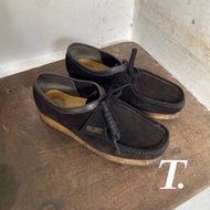 Clarks wallabee