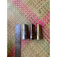 Long carved t0mbak ring