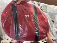 Chanel No. 1 de Chanel 紅色圓筒包