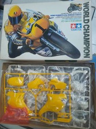 絕版-Tamiya-田宮-14026-1/12-Kenny Roberts & the Yamaha -躍馬-YZR500 -1980 0W48-M-077