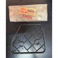 100% ORIGINAL YAMAHA RXZ AIR FILTER PLATE NET JARING PENAPIS UDARA (55F-E4468-00)