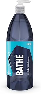 GYEON quartz Q²M Bathe - Car Wash Soap - Wax and Ceramic Coating Safe - Highly Lubricated Foaming Ca