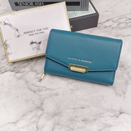 กระเป๋าสตางค์ผู้หญิง สวยมาก แบรนด์แท้ MODEL CLASSIC100% 3 พับ เรียบๆดูดี  พร้อมกล่องแบรนด์