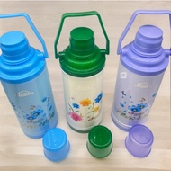 [1PC RANDOM COLOR ] 2.2L Vacuum Flask Keeps Hot & Cold for 24 Hours - HE777/888/999 Series Insulated