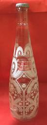 全新【Evian】愛維養 2009 Jean Paul Gaultier 設計師聯名紀念限量玻璃瓶礦泉水設計
