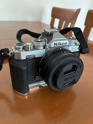Nikon Z fc 相機 連16-50mm鏡頭