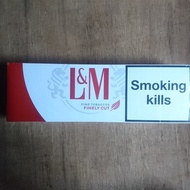 Rokok import L&M Red Label (Switzerland)