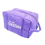 [สินค้าของแถม งดจำหน่าย] DEESAY : กระเป๋านุ่มนิ่ม Deesay Fluffy Bag [เมื่อซื้อสินค้าครบ 890.-]