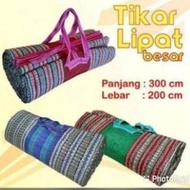 Floor Mat Available Multipurpose Folding Roll-Up Camping Mat 2M x 3m