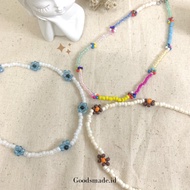 Daisy Beads necklace / daisy flower bead necklace