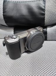 SONY A5100 單機身+電池充電器 快門6千四 2手保7日 愛寶買賣