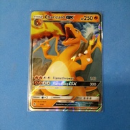 Pokemon TCG Charizard GX - Hidden Fates