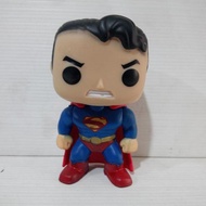 DC SUPERMAN FIGURE