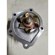 TOYOTA EE80 EE90 EE100 ENGINE WATER PUMP 
(GWS-68A)
