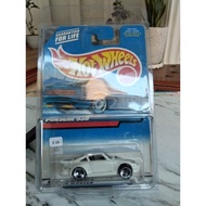 Hot Wheels Mattel Wheels Porsche 930 Free Protector