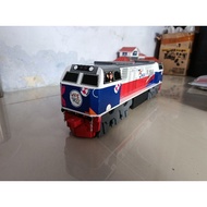 Miniature wooden train cc206 hyptric