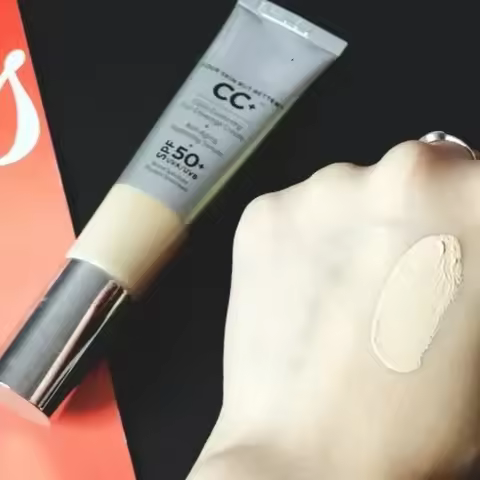 makeup foundation it Your skin but better CC illumination color correcting full coverage 32ml cc cre