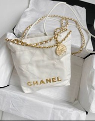 Chanel Mini 22 bag🤍白色迷你垃圾包