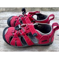 KEEN Children's Shoes Size 17 Cm.