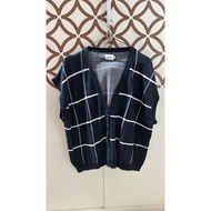 Preloved vest gaudi
