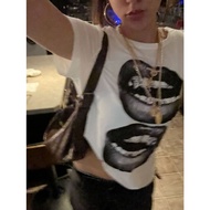 READY - UNISEX - GRILLZ LIP REGULAR SHORT TOP - REGULAR CROP TOP - CROP TOP - PRINTED T-SHIRT - Y2K 
