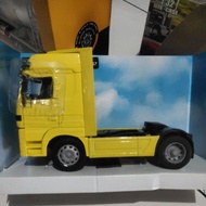 Diecast truck Mercedes Benz head miniature truck