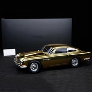 New

 Xiaoguang Car Model 1/18 for Martin DB5 Alloy Collection Car Model