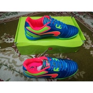 KRONOS Kasut Sukan size 6uk_6.5us