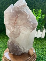 超七金草莓權杖骨幹水晶（高約245mm，闊約170mm，重2.520kg)