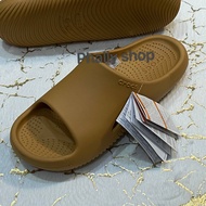 รองเท้าแตะ crocs mellow slide แบบสวมสำหรับผู้หญิงและผู้ชายรองเท้านิ่มใส่สบาย