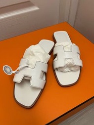 Hermes 拖鞋