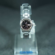 OP olym pianus sapphire นาฬิกาข้อมือผู้หญิง รุ่น 5663L-622 เรือนเงิน (ของแท้ประกันศูนย์ 1 ปี )  NATEETONG