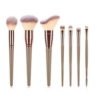 7pcs เซตแปรงแต่งหน้า โอวัลติน พุ่มใหญ่พิเศษ Cosmetic แปรงปัดแป้งฝุ่น แปรงคอนทัวร์ แปรงอายแชโดว์ แปรง