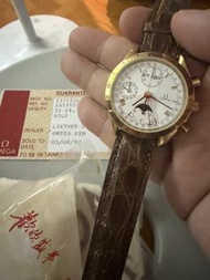 Omega Speedmaster 18K 黃金月相計時腕錶
