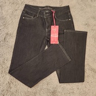 NEW Low-Waist Jeans Long Pants Straight Legs Large Size Black Stretch Fabric Brand Cache L