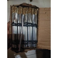 Brass wire brush rust cleaner