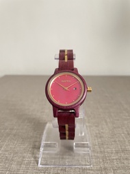 Cassiopeia in Purpleheart Wood and Fuchsia Pink Pearl Nacre Dial - Narra Wooden Watches