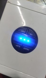 桌上水冷扇 插頭故障
