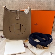 全新未拆膜Hermes愛馬仕mini Evelyne大象灰