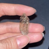金髮晶原石