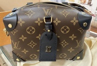 (Sold) LV petite malle souple手袋斜孭袋