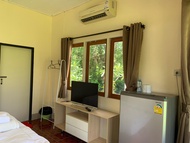 อพาร์ตเมนต์ 1 ห้องนอน 1 ห้องน้ำส่วนตัว ขนาด 30 ตร.ม. – ตัวเมืองปาย (Baan Aomsin Resort)