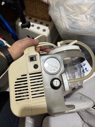 抽痰機 x2