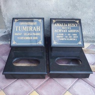 kijingan makam marmer hitam