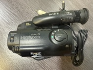 Video 8 Handucam , Sony Handycam Video8攝錄機 ， 我唔清楚部機性能。只係放在櫃入面