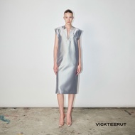 VICKTEERUT (ราคาปกติ 12500-.) Reverse Collar Sleeveless Midi Dress เดรสแขนกุด ปกสูท