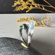 純淨高雅 | 時尚設計款翡翠戒指 18K金