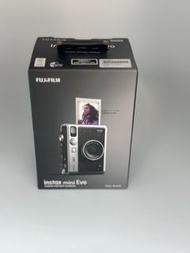 FUJIFILM instax mini EVO